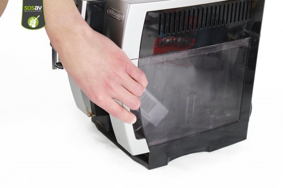 Guide photos remplacement buse eau chaude Machine à café Delonghi (ECAM 23.420.SB) (Etape 3 - image 1)