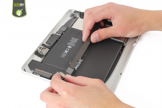 Guide photos remplacement haut-parleur externe iPad 1 3G (Etape 11 - image 3)