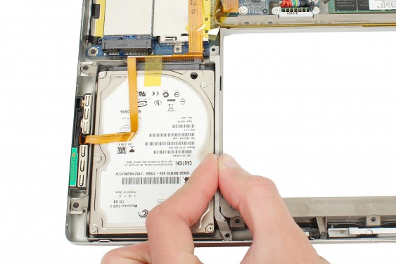 Guide photos remplacement disque dur mécanique vers ssd Macbook Pro 17"  Modèles A1151, A1212, 1229 & A1261 (Etape 18 - image 1)