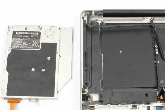 Guide photos remplacement clavier MacBook Pro 15" Fin 2008 - Début 2009 (Modèle A1286 - EMC 2255) (Etape 34 - image 1)
