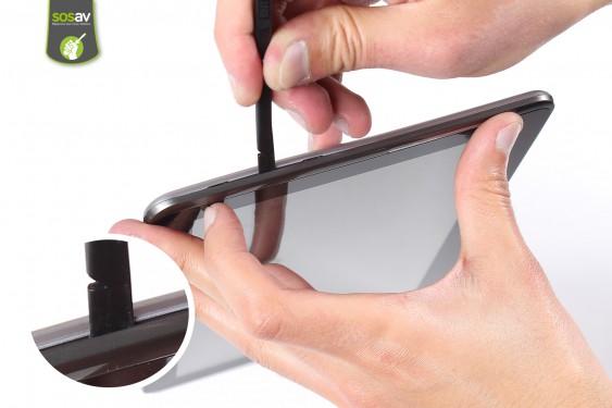 Guide photos remplacement nappe de liaison de l'écran lcd  (Etape 2 - image 1)