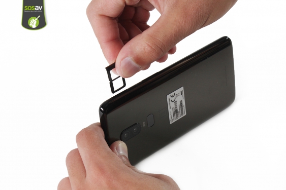Guide photos remplacement coque arrière OnePlus 6 (Etape 2 - image 3)