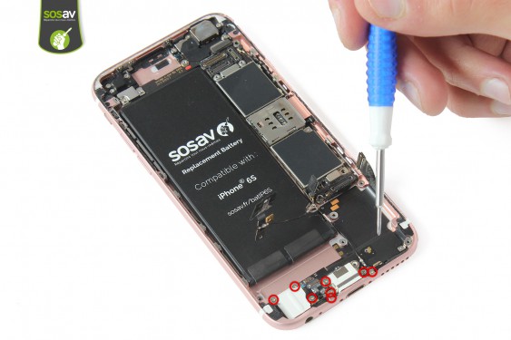 Guide photos remplacement connecteur de charge, prise jack et micro iPhone 6S (Etape 20 - image 1)