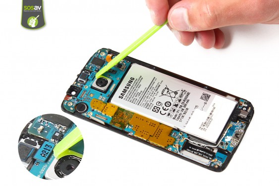 Guide photos remplacement connecteur de charge Samsung Galaxy S6 Edge (Etape 10 - image 1)