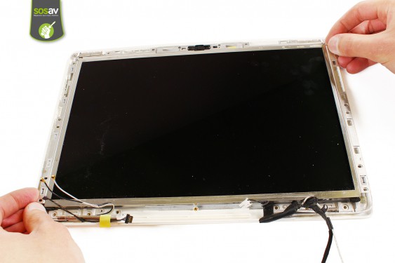 Guide photos remplacement dalle lcd Macbook Core 2 Duo (A1181 / EMC2200) (Etape 35 - image 1)