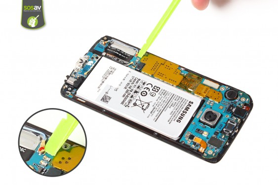 Guide photos remplacement câble d'interconnexion de l'antenne bluetooth Samsung Galaxy S6 Edge (Etape 7 - image 3)