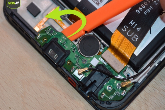 Guide photos remplacement connecteur de charge Galaxy A22 (5G) (Etape 8 - image 4)