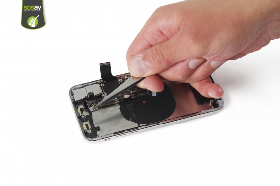 Guide photos remplacement antenne supérieure gauche iPhone XS (Etape 31 - image 2)