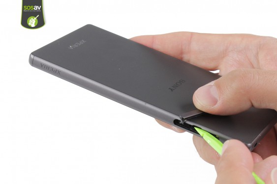 Guide photos remplacement ecran tactile / lcd Xperia Z5 (Etape 3 - image 2)
