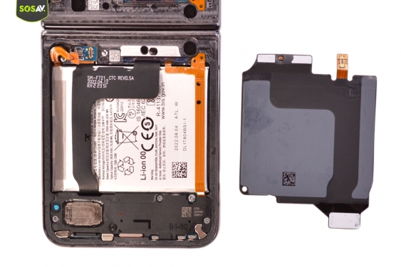 Guide photos remplacement antenne nfc Galaxy Z Flip4 (Etape 9 - image 4)
