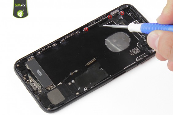 Guide photos remplacement nappe power, vibreur, volume, flash et micro externe iPhone 7 (Etape 41 - image 1)