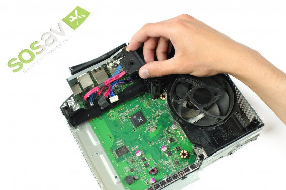Guide photos remplacement câble de liaison du disque dur Xbox 360 S (Etape 37 - image 2)