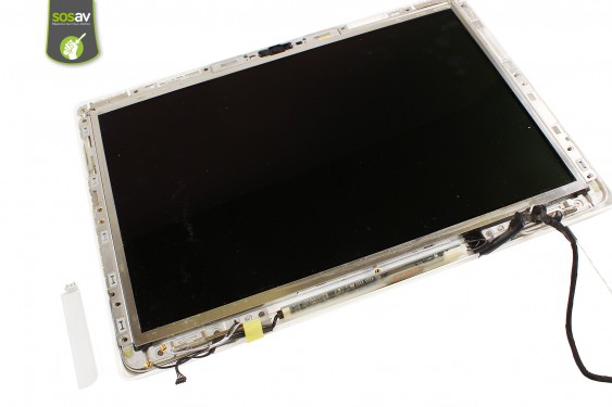 Guide photos remplacement dalle lcd Macbook Core 2 Duo (A1181 / EMC2200) (Etape 33 - image 1)