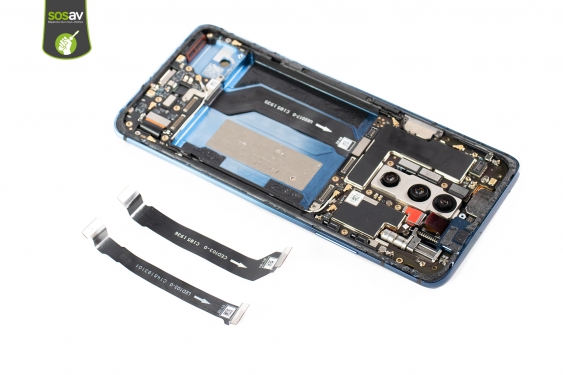 Guide photos remplacement nappes de liaison connecteur de charge OnePlus 7T Pro (Etape 25 - image 1)