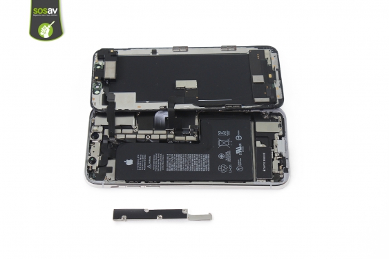 Guide photos remplacement connecteur de charge iPhone XS (Etape 11 - image 3)