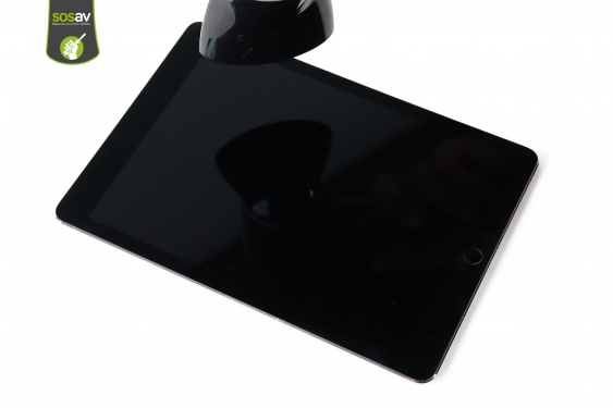 Guide photos remplacement ecran / bouton home iPad Pro 9,7" (2016) (Etape 2 - image 1)