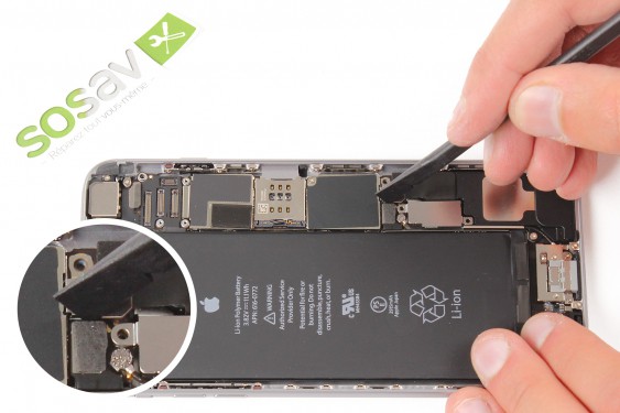 Guide photos remplacement vibreur et câble d'interconnexion iPhone 6 Plus (Etape 10 - image 1)