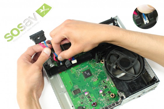 Guide photos remplacement câble de liaison du disque dur Xbox 360 S (Etape 38 - image 1)