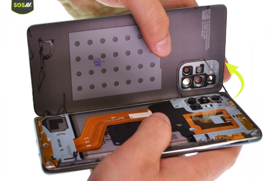 Guide photos remplacement connecteur de charge Galaxy A71 (Etape 4 - image 2)