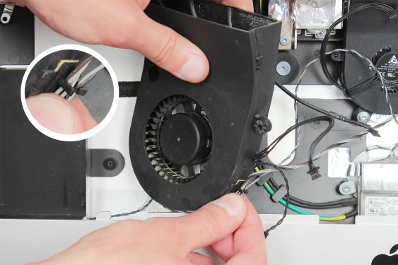 Guide photos remplacement ventilateur du processeur iMac 27" fin 2009 (EMC 2309 et 2374) (Etape 69 - image 2)