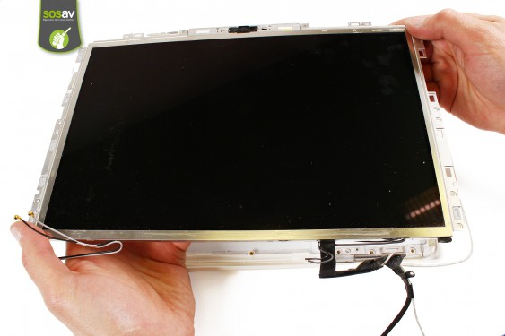 Guide photos remplacement dalle lcd Macbook Core 2 Duo (A1181 / EMC2200) (Etape 35 - image 2)