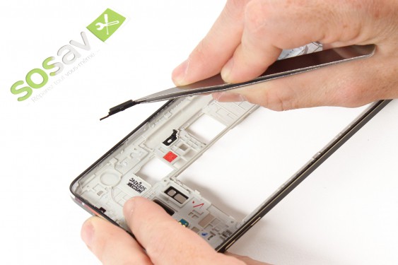 Guide photos remplacement bouton power  (Etape 19 - image 3)