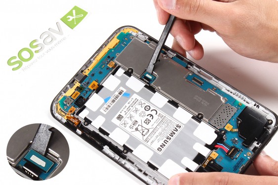 Guide photos remplacement nappe de liaison de l'écran lcd Samsung Galaxy Tab 2 7" (Etape 8 - image 1)