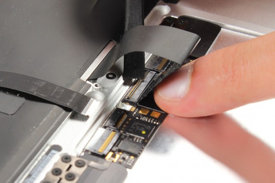 Guide photos remplacement trackpad Macbook Air 13" mi-2011 EMC2469 (A1369) (Etape 9 - image 4)