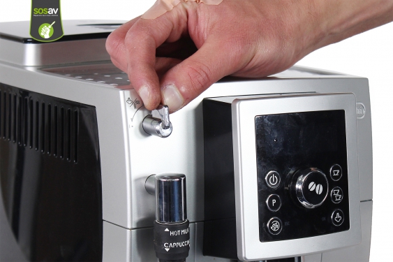 Guide photos remplacement levier eau chaude Machine à café Delonghi (ECAM 23.420.SB) (Etape 2 - image 1)