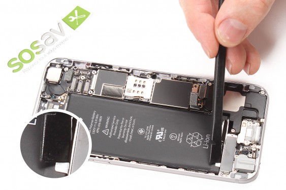 Guide photos remplacement nappe des boutons de volume et vibreur iPhone 6 (Etape 11 - image 4)