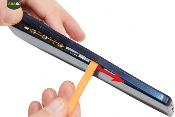 Guide photos remplacement connecteur de charge Moto G84 (Etape 5 - image 3)