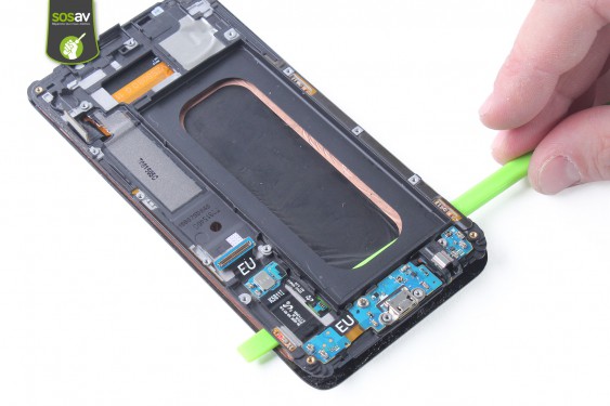 Guide photos remplacement connecteur de charge Samsung Galaxy S6 Edge + (Etape 27 - image 3)