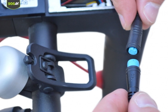 Guide photos remplacement accélérateur Xiaomi M365 (Etape 6 - image 5)