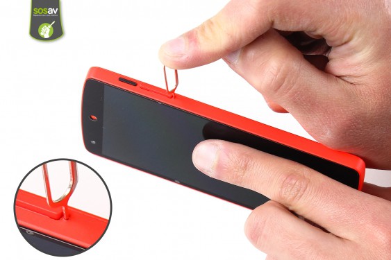 Guide photos remplacement coque arrière Nexus 5 (Etape 2 - image 3)