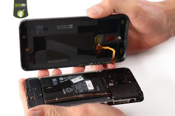 Guide photos remplacement vibreur Xiaomi Redmi 8 (Etape 5 - image 3)