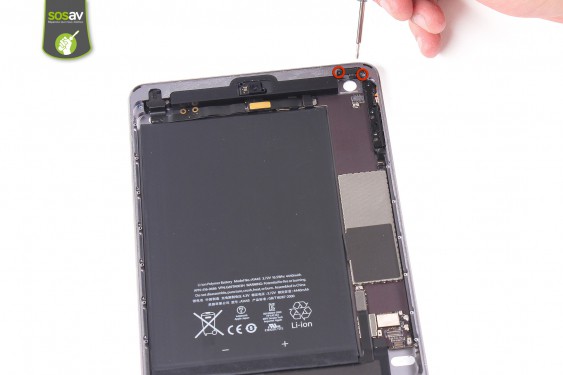 Guide photos remplacement bouton silencieux iPad Mini 1 WiFi (Etape 19 - image 1)