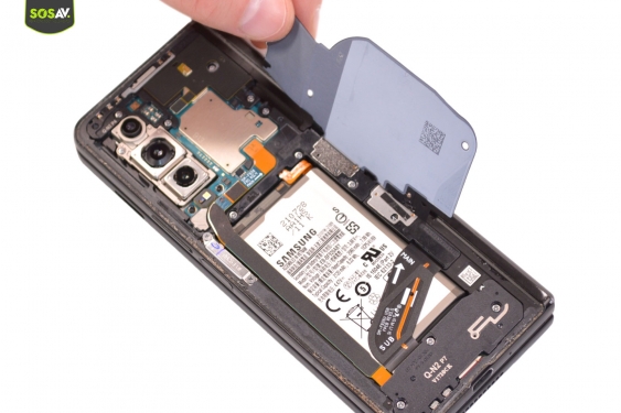 Guide photos remplacement batterie principale Galaxy Z Fold 3 (Etape 4 - image 3)