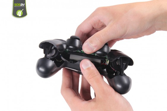Guide photos remplacement boutons l1,l2,r1 et r2 Manette Dualshock (Playstation 4) (Etape 4 - image 1)