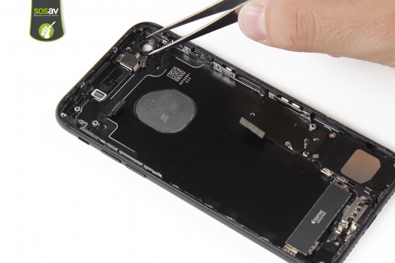 Guide photos remplacement nappe power, vibreur, volume, flash et micro externe iPhone 7 (Etape 40 - image 1)