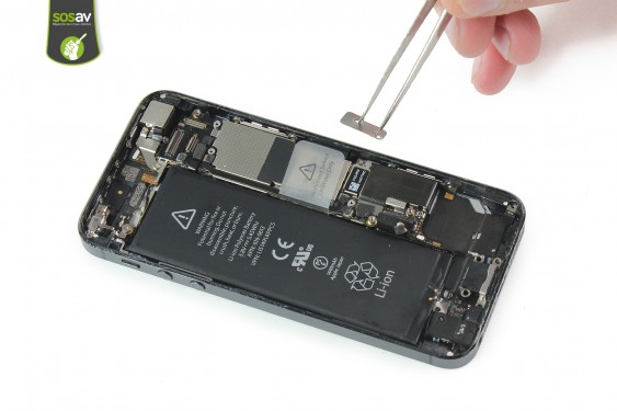 Guide photos remplacement connecteur de charge (lightning) + prise jack iPhone 5 (Etape 17 - image 2)