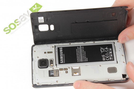 Guide photos remplacement carte microsd  (Etape 3 - image 4)