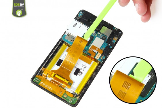 Guide photos remplacement microphone du bas et connecteur de l'antenne gsm Xperia T (Etape 9 - image 2)