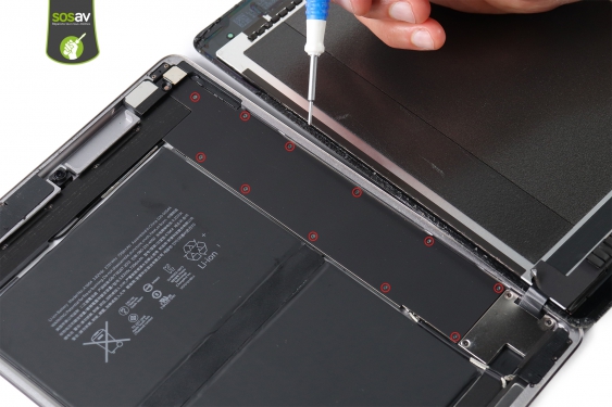 Guide photos remplacement ecran / bouton home iPad Pro 9,7" (2016) (Etape 4 - image 1)