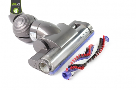 Guide photos remplacement rouleau Aspirateur Dyson DC45 Animal Pro (Etape 6 - image 1)