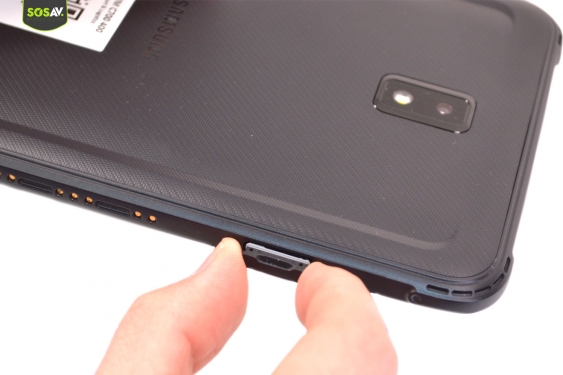 Guide photos remplacement coque arrière Galaxy Tab Active 3 (Etape 1 - image 3)