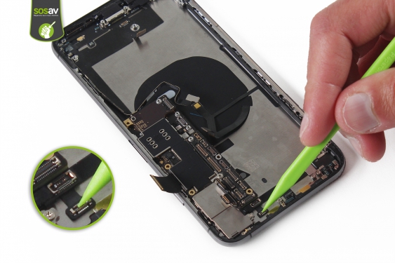 Guide photos remplacement antenne supérieure gauche iPhone XS Max (Etape 21 - image 2)