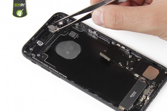 Guide photos remplacement nappe power, vibreur, volume, flash et micro externe iPhone 7 (Etape 40 - image 2)