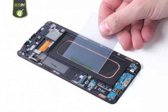 Guide photos remplacement connecteur de charge Samsung Galaxy S6 Edge + (Etape 24 - image 3)