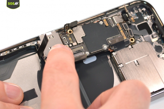 Guide photos remplacement connecteur de charge iPhone 14 Pro / 14 Pro Max (Etape 11 - image 5)