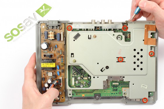 Guide photos remplacement coque inférieure Playstation (Etape 13 - image 1)